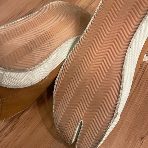 Margiela Tabi Sneakers - Picture 9 of 14